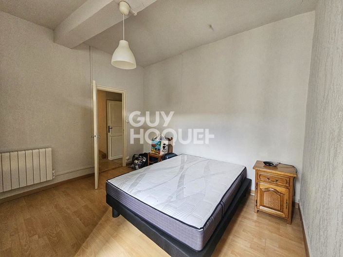 Image No.8-5 Bed House for sale