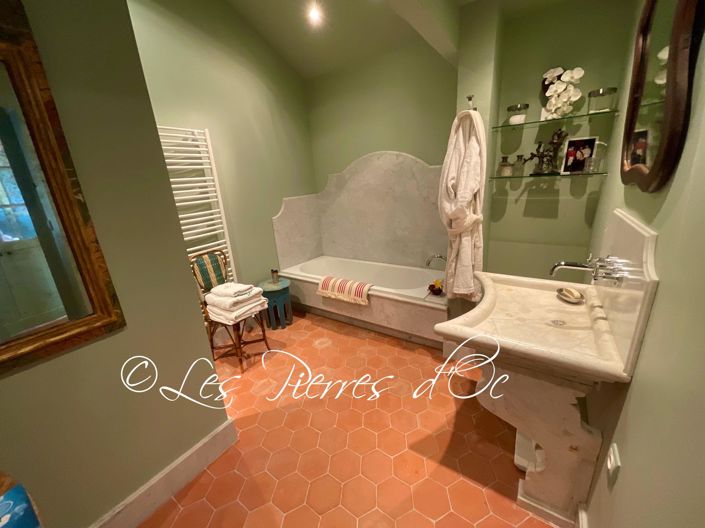 Image No.34-Propriété de 9 chambres à vendre à Agen