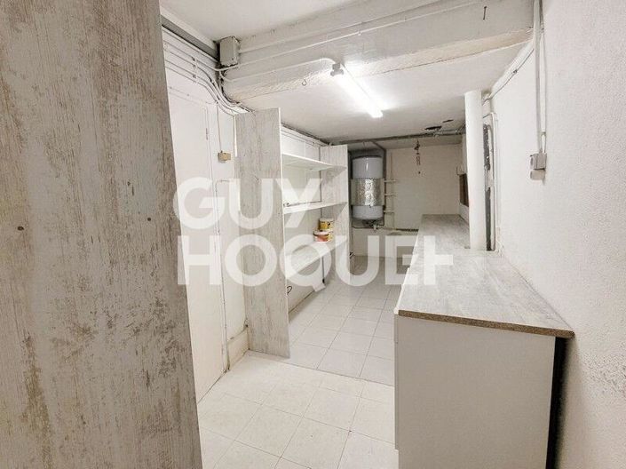 Image No.8-3 Bed House for sale