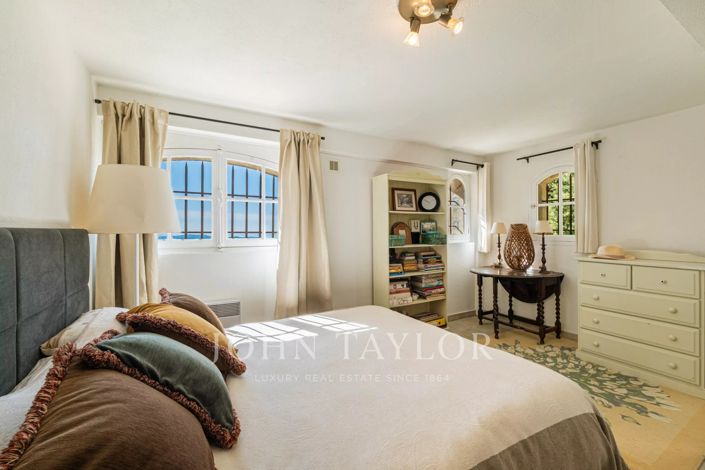 Image No.24-3 Bed House for sale