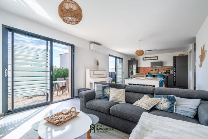 Image No.2-3 Bed House for sale