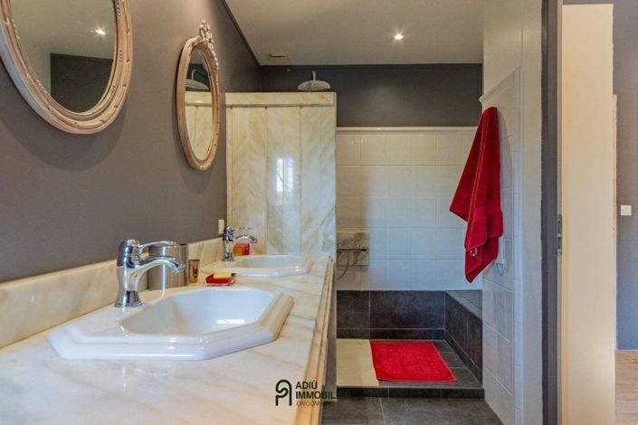 Image No.14-5 Bed House for sale