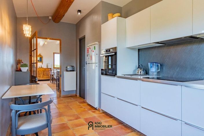 Image No.9-5 Bed House for sale