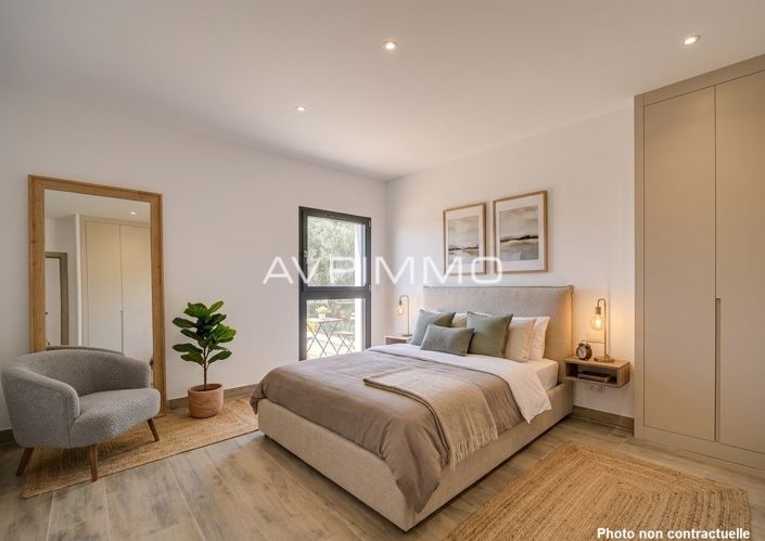 Image No.4-4 Bed House for sale