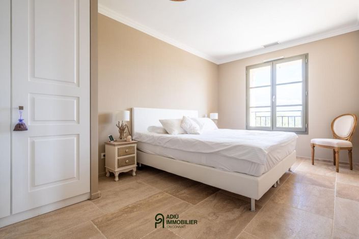 Image No.11-4 Bed House for sale