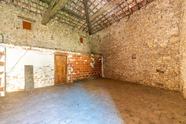 Image No.8-Maison de 4 chambres à vendre à Uzès