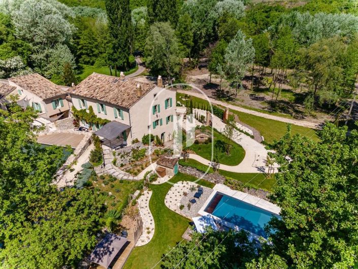 Image No.2-Maison de 8 chambres à vendre à Grignan