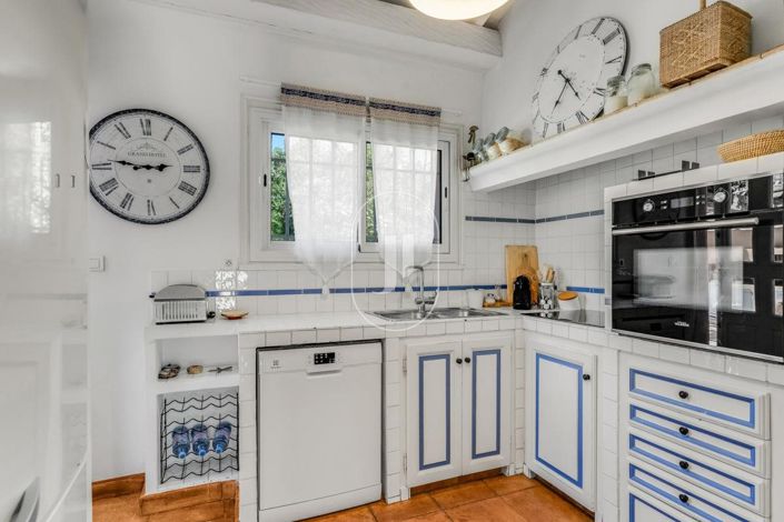 Image No.7-3 Bed House for sale