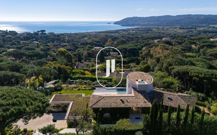 Image No.3-8 Bed House for sale