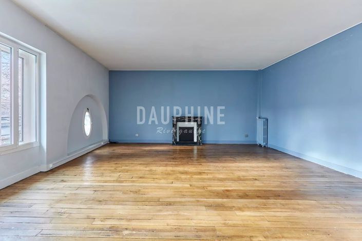 Image No.11-3 Bed Apartment for sale