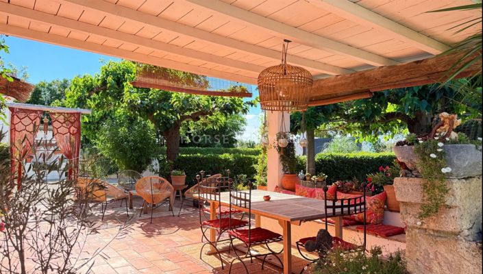 Image No.24-15 Bed House for sale