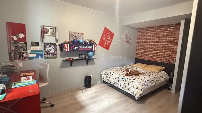 Image No.14-3 Bed House for sale