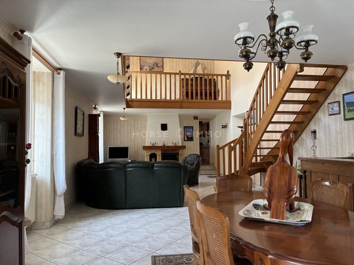 Image No.4-5 Bed House for sale