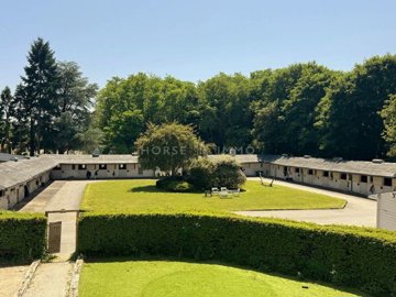 1 - Fontainebleau, House