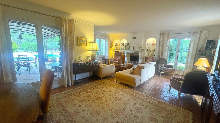 Image No.9-4 Bed Property for sale