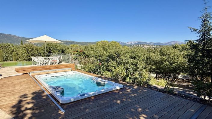 Image No.10-3 Bed House for sale