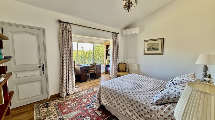 Image No.8-3 Bed House for sale