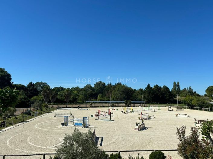 Image No.10-4 Bed House for sale