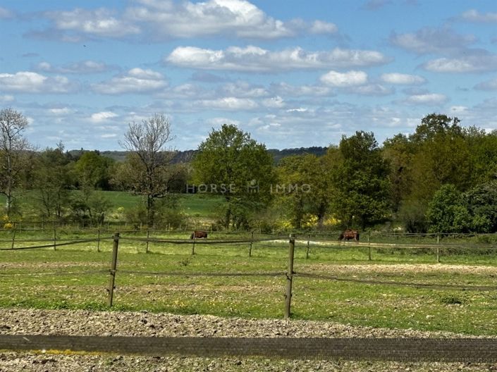 Image No.10-4 Bed House for sale