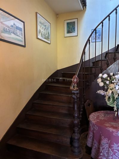 Image No.7-6 Bed Property for sale