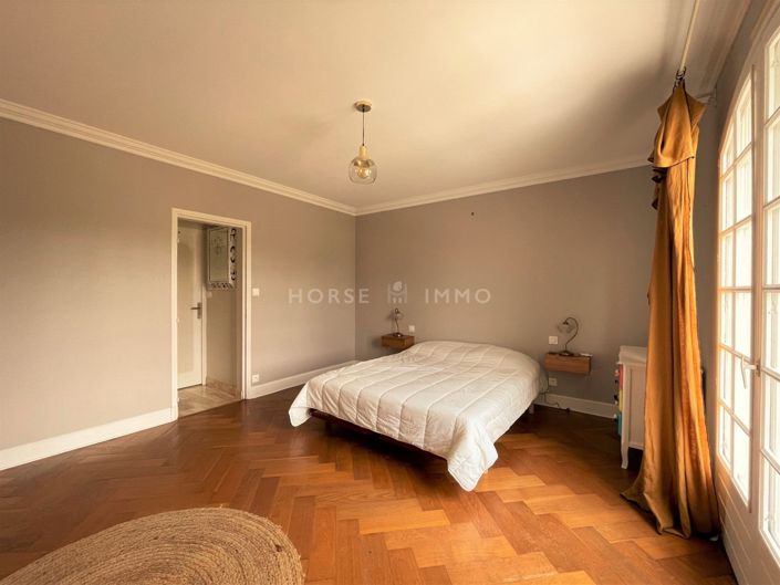 Image No.13-6 Bed House for sale