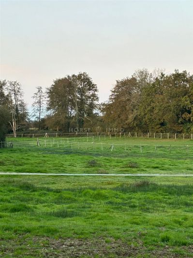 Image No.7-5 Bed House for sale