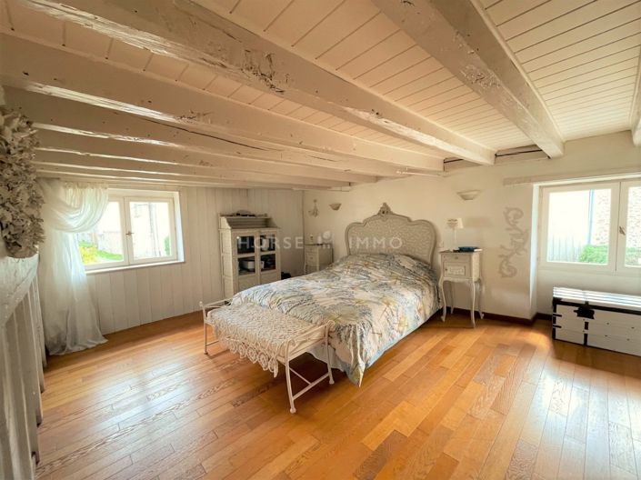 Image No.11-4 Bed House for sale