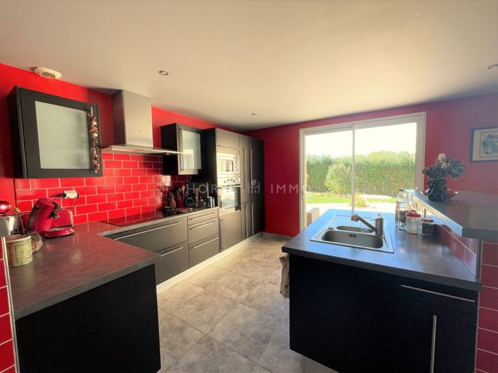 Image No.7-4 Bed House for sale