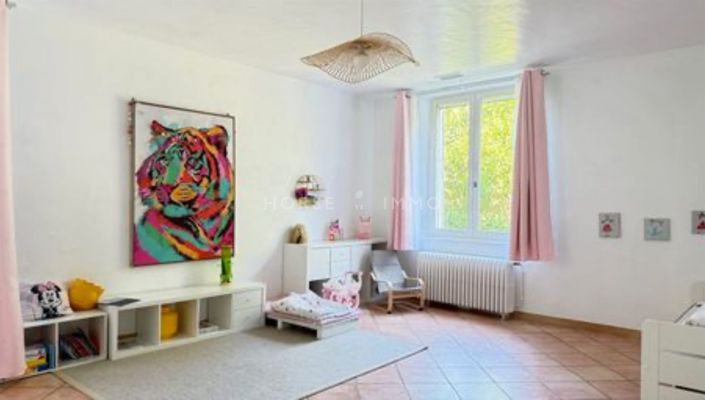 Image No.15-7 Bed House for sale