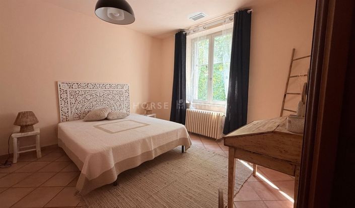 Image No.17-7 Bed House for sale