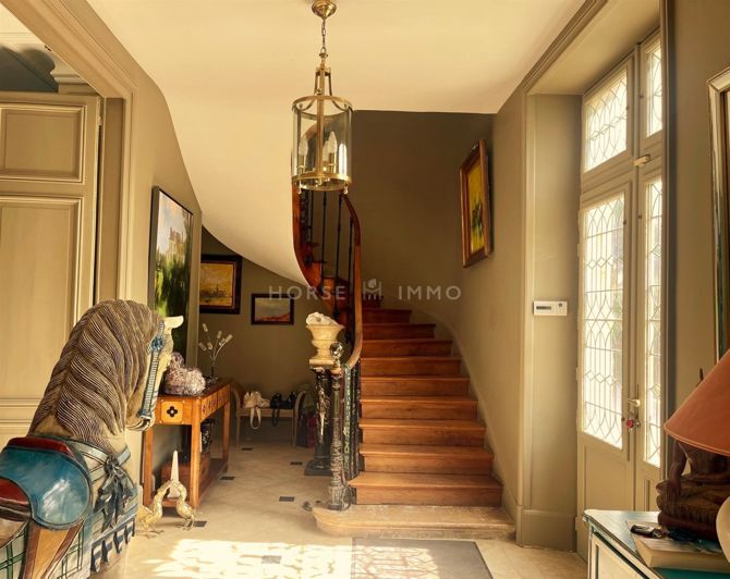 Image No.7-6 Bed House for sale