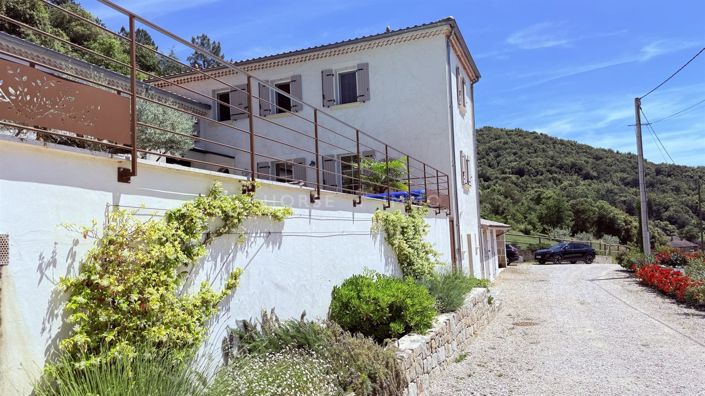 Image No.17-5 Bed House for sale