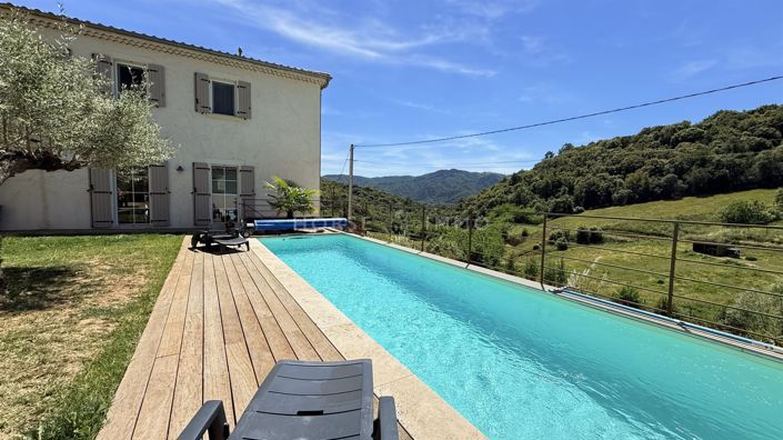 Image No.2-Maison de 5 chambres à vendre à Drôme