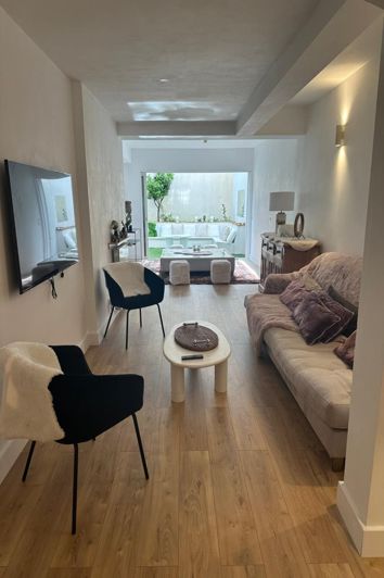 Image No.11-6 Bed House for sale