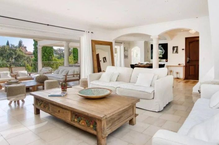 Image No.3-6 Bed House for sale