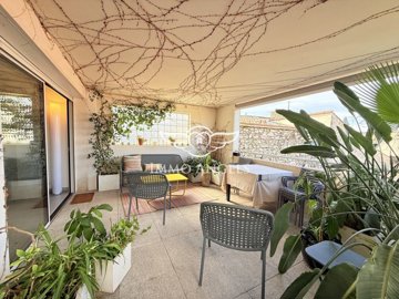 1 - Nîmes, Apartment