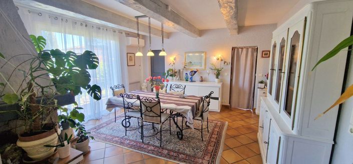 Image No.6-3 Bed House for sale