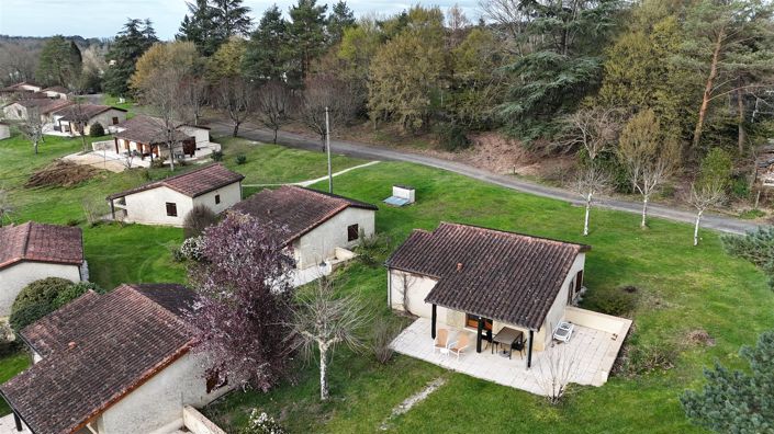 Image No.12-2 Bed House for sale