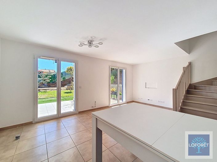 Image No.5-3 Bed House for sale