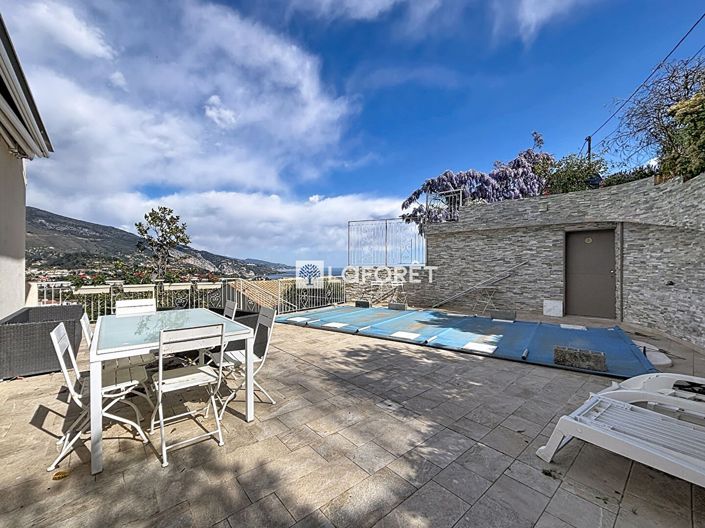 Image No.12-3 Bed House for sale