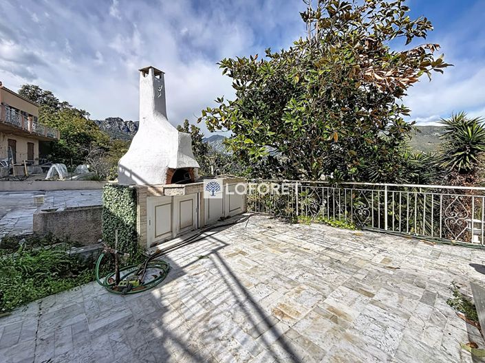 Image No.12-3 Bed House for sale