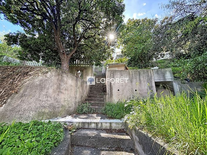 Image No.16-3 Bed House for sale