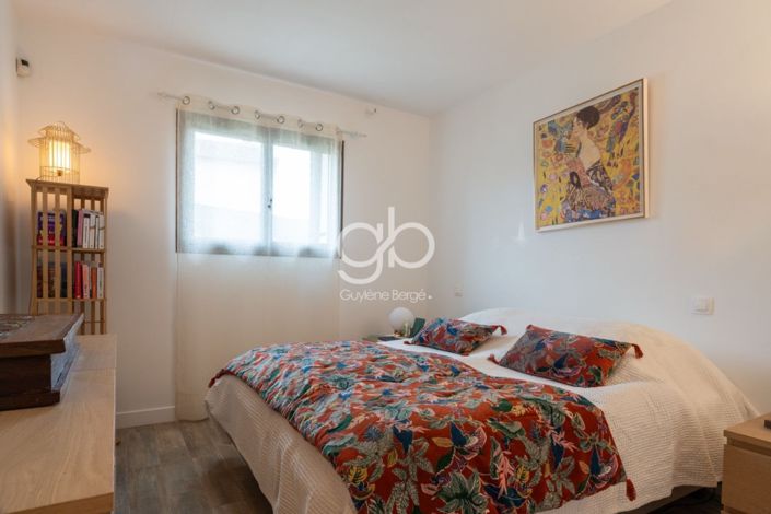 Image No.11-5 Bed House for sale