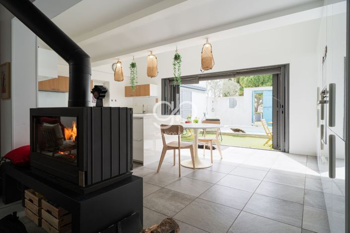 Image No.4-5 Bed House for sale