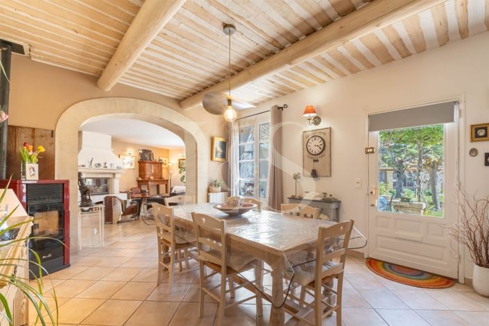 Image No.12-5 Bed House for sale