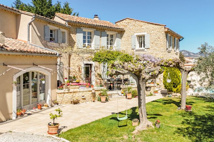 Image No.2-5 Bed House for sale