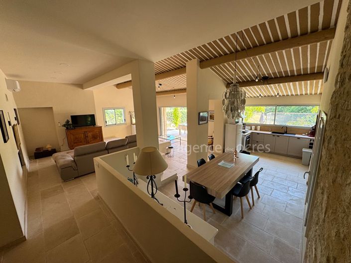 Image No.6-4 Bed House for sale