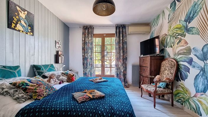 Image No.11-3 Bed House for sale