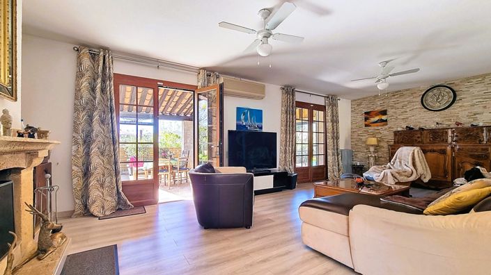 Image No.6-3 Bed House for sale