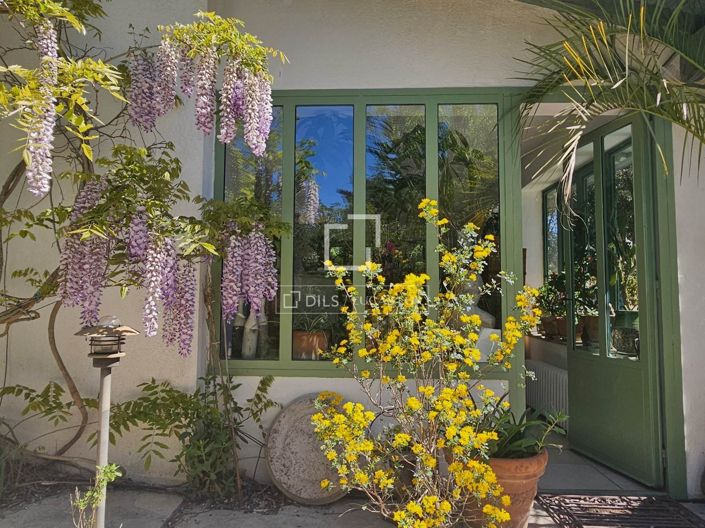 Image No.17-5 Bed House for sale